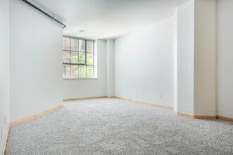 Nichols Station Apartments in Madison, WI - Building Photo - Interior Photo