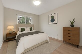 Arla Manor in Vancouver, BC - Building Photo - Building Photo