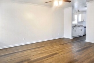 651 Langston Dr SW in Atlanta, GA - Building Photo - Building Photo