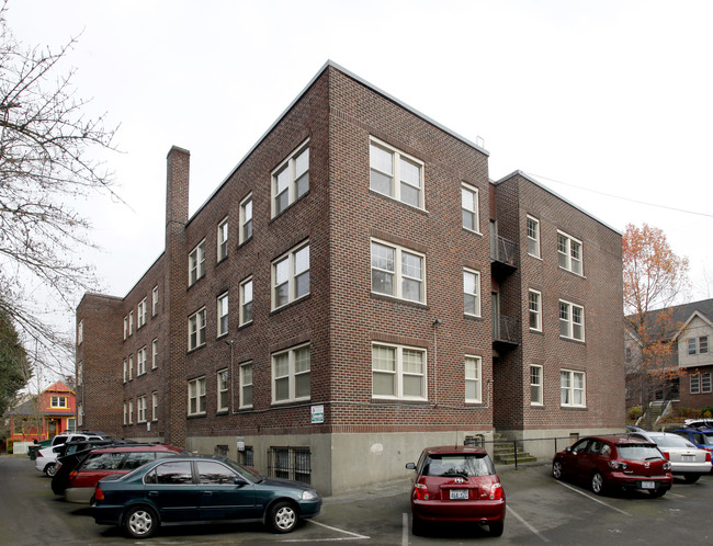 Swansonia Apartments in Seattle, WA - Foto de edificio - Building Photo