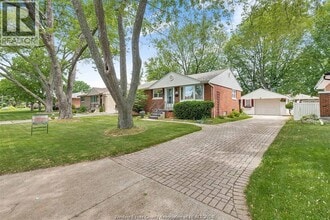 3692 McKay Ave in Windsor, ON - Building Photo - Building Photo