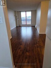 4645 Jane St in Toronto, ON - Building Photo - Building Photo