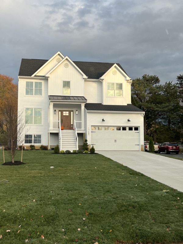 property at 1768 Harbor Dr