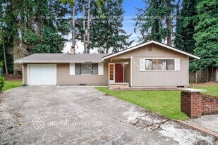 14719 104th Ave E in Puyallup, WA - Building Photo