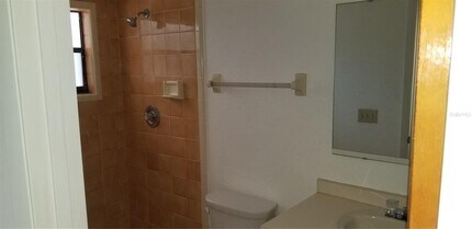 594 Heather Ln in Orange City, FL - Building Photo - Building Photo