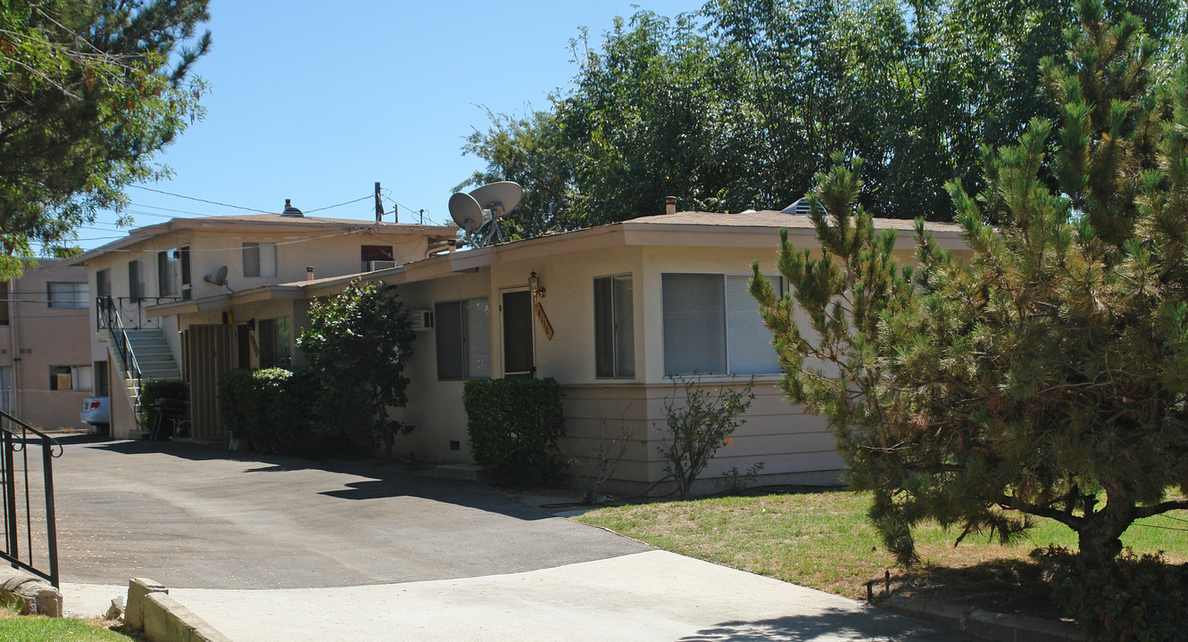 4114 Ocean View Blvd in Montrose, CA - Building Photo