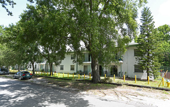 2113 W Kathleen St in Tampa, FL - Building Photo - Building Photo