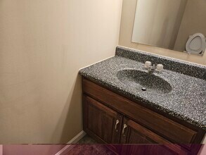 118 Ballard St, Unit #1 in Ypsilanti, MI - Building Photo - Building Photo