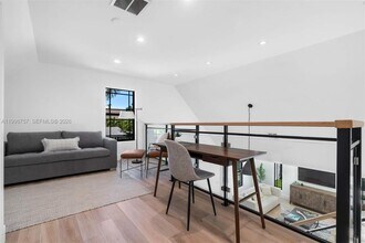 18 Hersey Dr in Boynton Beach, FL - Building Photo - Building Photo