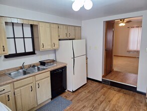 220 Central Ave, Unit C in Chicora, PA - Building Photo - Building Photo