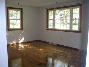 107 Martha Terrace in Portsmouth, NH - Building Photo - Building Photo