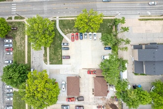 800 S 47th St in Lincoln, NE - Foto de edificio - Building Photo