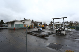 Oliver Station Apartments in Portland, OR - Building Photo - Building Photo