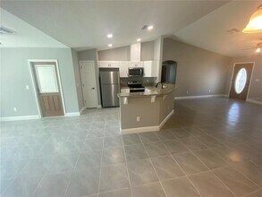 8446 SE 156th St in Summerfield, FL - Building Photo - Building Photo