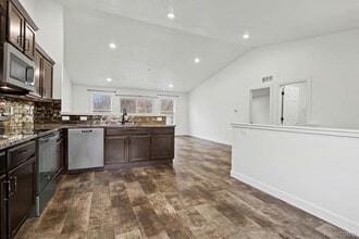 529 Swan River Dr in Benton Harbor, MI - Building Photo - Building Photo