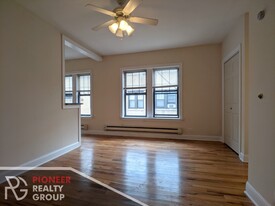 2842 N Orchard St, Unit 43 Apartamentos