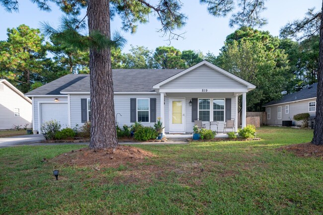 property at 819 Brewster Ln