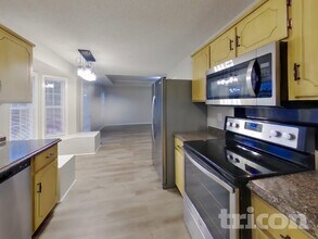 3261 Tabby Dr in Clarksville, TN - Building Photo - Building Photo