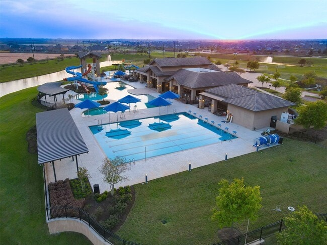 29418 Emilys Rock Ln