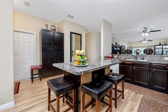 7820 Harbor Bridge Blvd in New Port Richey, FL - Building Photo - Building Photo