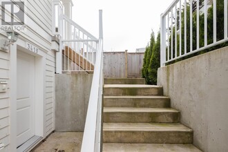 3419 Mons Dr in Vancouver, BC - Building Photo - Building Photo