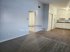 1440 Virginia Ave in Akron, OH - Building Photo - Building Photo