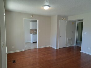 2529 Hawksbury Ln in Hoover, AL - Building Photo - Building Photo