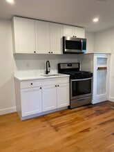 33 Culver Ln in East Moriches, NY - Building Photo - Building Photo