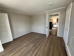 51 Glen Ave-Unit -4 in Phillipsburg, NJ - Building Photo - Building Photo