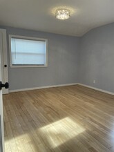 19 Bloomfield Dr in Fairfield, CT - Building Photo - Building Photo