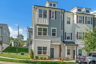 5001 Belmont Xing Dr in Belmont, NC - Building Photo