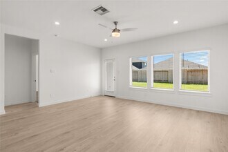 31711 Farlam Farms Trl in Fulshear, TX - Building Photo - Building Photo