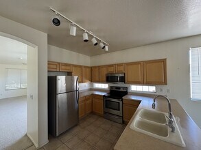 17509 W Hope Dr in Goodyear, AZ - Building Photo - Building Photo