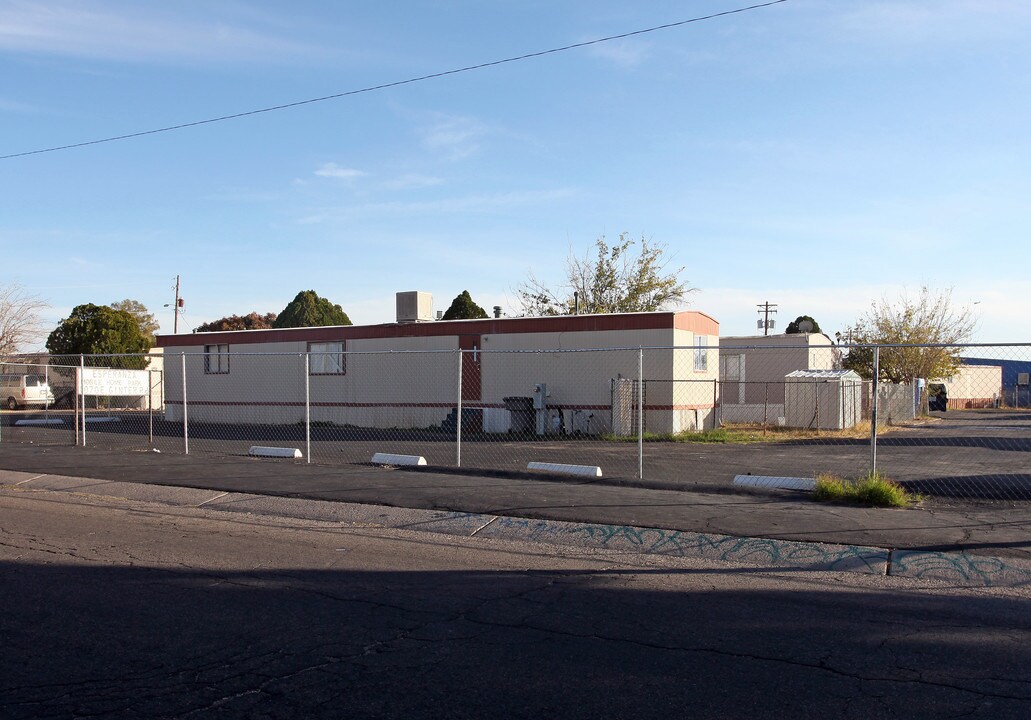 Esperanza Mobile Home Park in Tucson, AZ - Building Photo