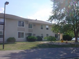 Houghton Heights Manor Apartments