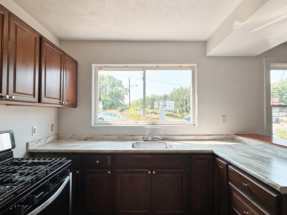 3406 Beechwood Blvd, Unit 3406 Beechwood Blvd in Pittsburgh, PA - Building Photo