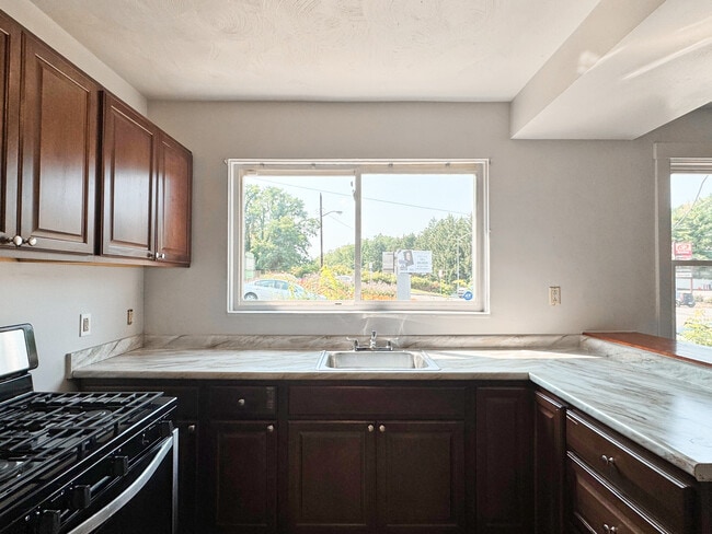 3406 Beechwood Blvd, Unit 3406 Beechwood Blvd