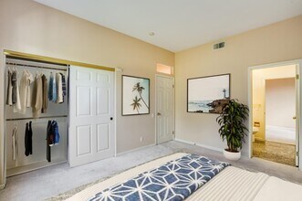 720 Promontory Point Ln, Unit 2207 in Foster City, CA - Building Photo - Building Photo
