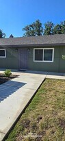 414 4th St in Paso Robles, CA - Building Photo