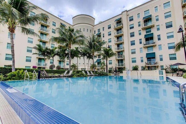 610 Clematis St, Unit 610 Clematis Street 315 in West Palm Beach, FL - Building Photo - Building Photo