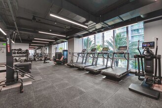 227 NE 2nd St in Miami, FL - Building Photo - Building Photo