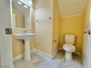 7641 Breed Hill St in Las Vegas, NV - Building Photo - Building Photo