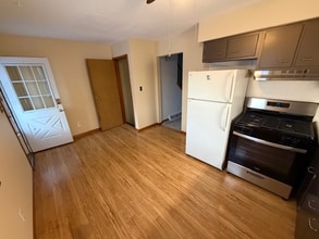 3420 Plum St in Erie, PA - Foto de edificio - Building Photo