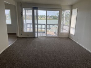 1031 W Lakeside Dr in Moses Lake, WA - Building Photo - Building Photo