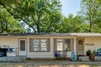 6161 Brocks Ln in Fort Worth, TX - Building Photo - Building Photo