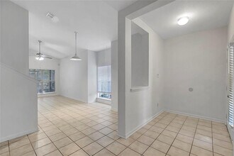7812 Tipperary Ln in Tampa, FL - Building Photo - Building Photo