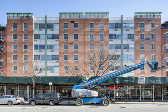 Salem Houses in New York, NY - Building Photo - Building Photo