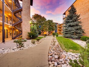 The Atrii in Denver, CO - Building Photo - Building Photo