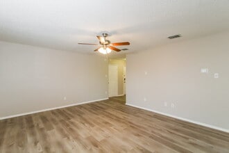 1311 Dakota Trail in Krum, TX - Building Photo - Building Photo