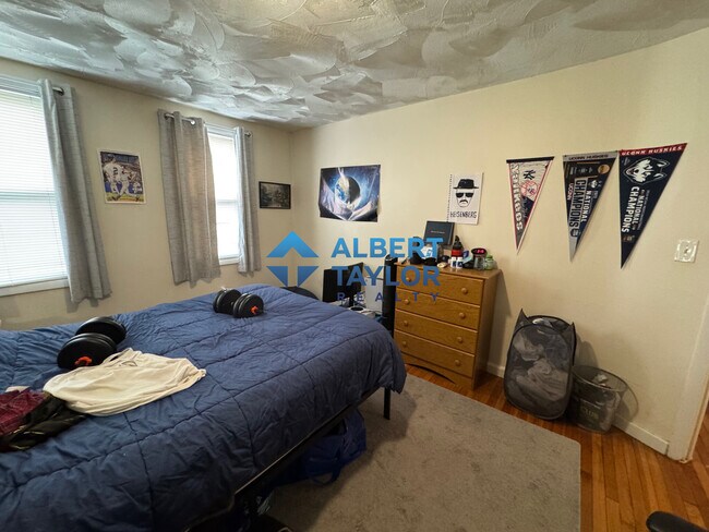 27 Mount Vernon St, Unit 27